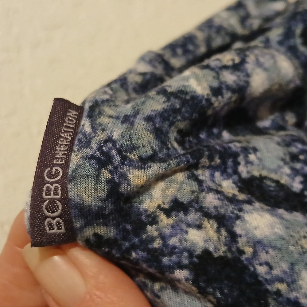 BCBGeneration Blue Kaleidoscope Print Cutout Back Ruffle Mini Dress - Size M - Picture 6 of 7